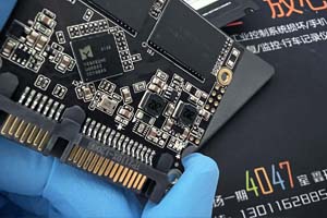 鑫速捷X100固态硬盘数据恢复YS9082HC主控SSD不识别硬盘恢复